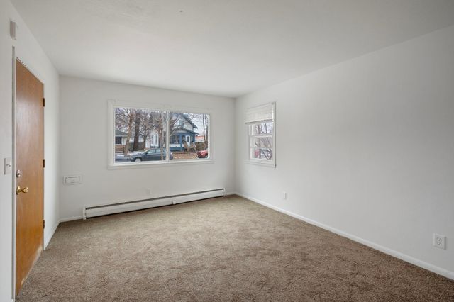 1094 25th Avenue SE, Minneapolis, MN 55414