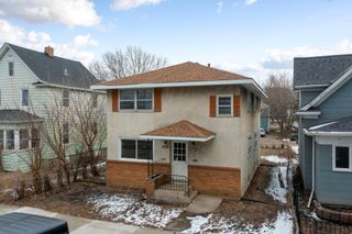 1094 25th Avenue SE, Minneapolis, MN 55414