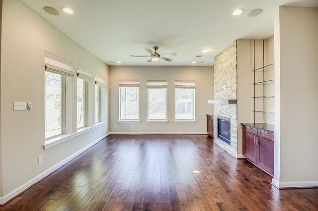 17106 Rainier Creek Drive, Humble, TX 77346