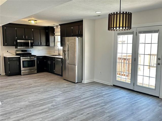 2 Longleaf CT, Hampton, VA 23666