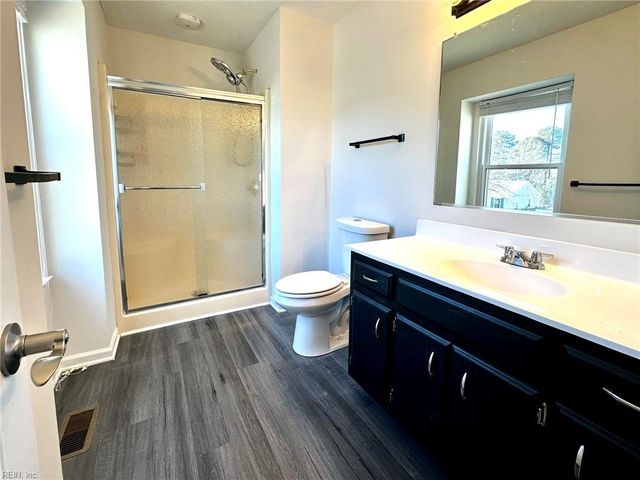 2 Longleaf CT, Hampton, VA 23666