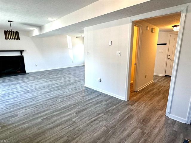 2 Longleaf CT, Hampton, VA 23666