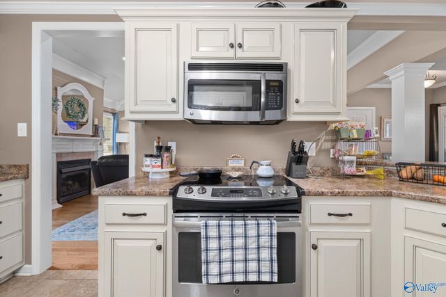 3709 Chartwell Court, Decatur, AL 35603