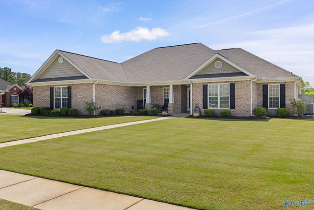 3709 Chartwell Court, Decatur, AL 35603