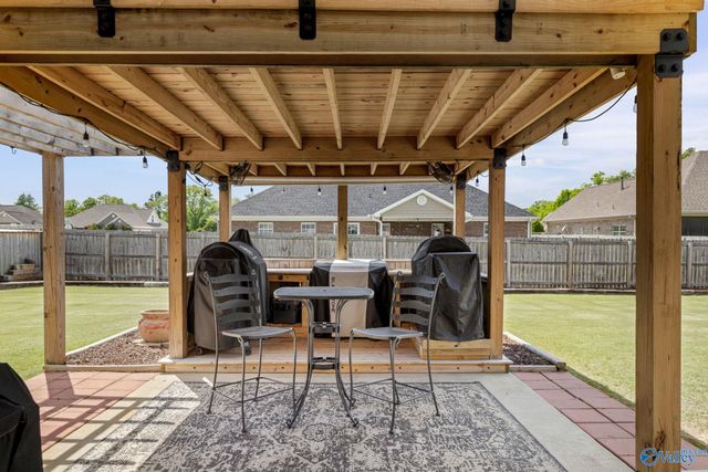 3709 Chartwell Court, Decatur, AL 35603