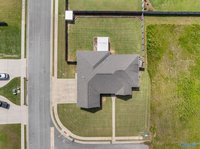 3709 Chartwell Court, Decatur, AL 35603