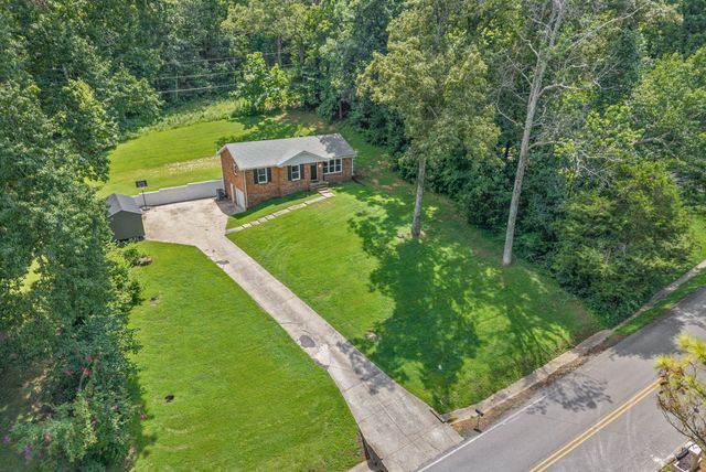 684 Dean Rd, Clarksville, TN 37040