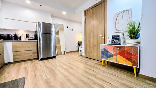 131-11 Fowler Avenue 6J, Flushing, NY 11355