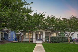 5735 Belmont Avenue, Dallas, TX 75206