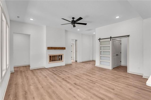 318 Rockers Drive, Baldwin City, KS 66006