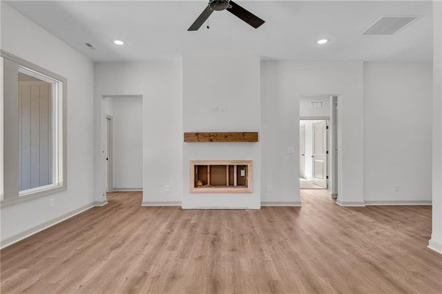 318 Rockers Drive, Baldwin City, KS 66006