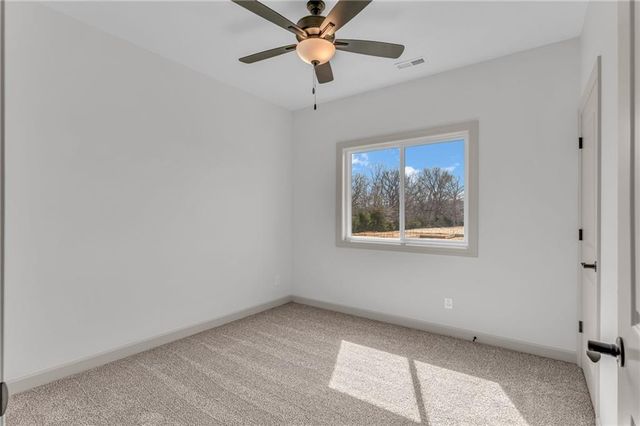 318 Rockers Drive, Baldwin City, KS 66006