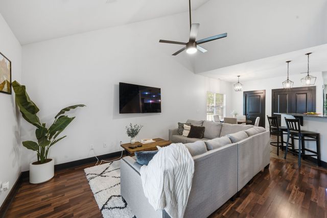 3067 Whitland Crossing Dr, Nashville, TN 37214