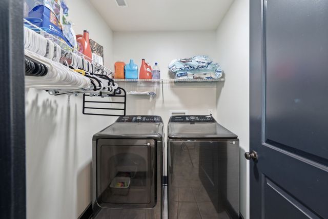 3067 Whitland Crossing Dr, Nashville, TN 37214
