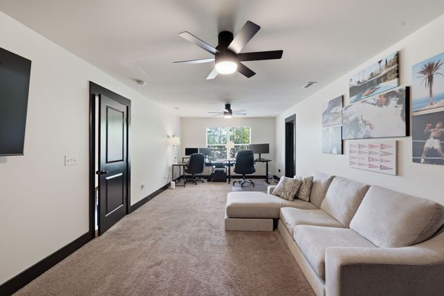 3067 Whitland Crossing Dr, Nashville, TN 37214