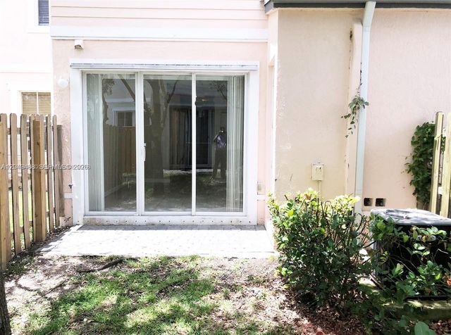 2884 SE 2nd Drive 2, Homestead, FL 33033