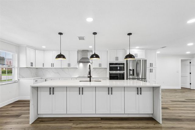 2230 ALBRIGHT DRIVE, Clearwater, FL 33765