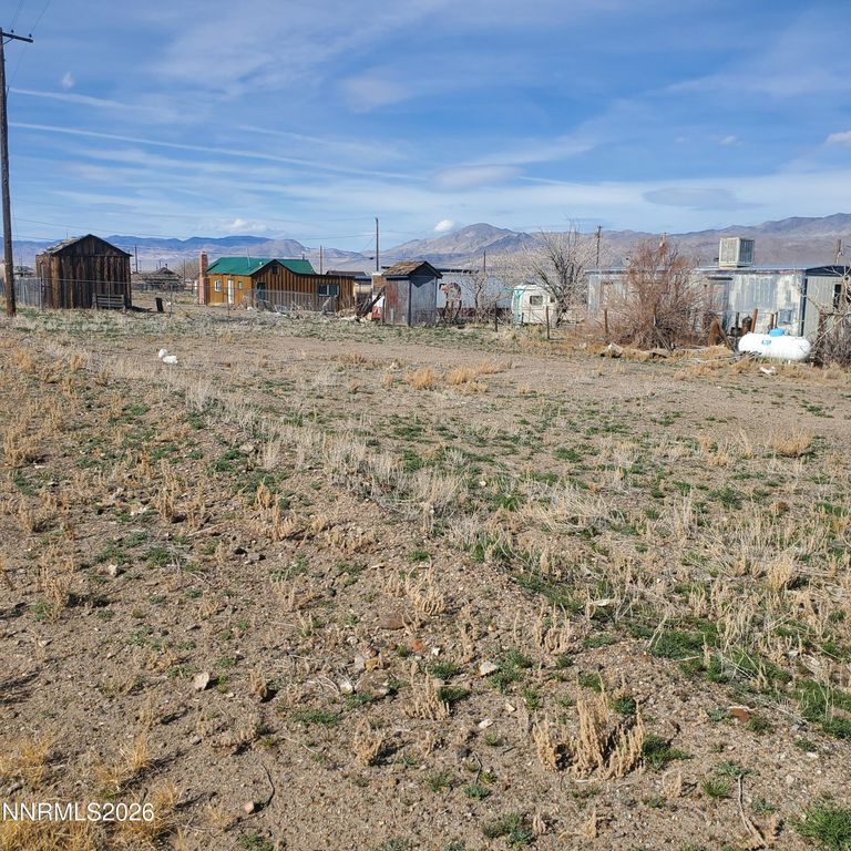 Image 3 of property listing at 908 A Street, Mina, NV 89422