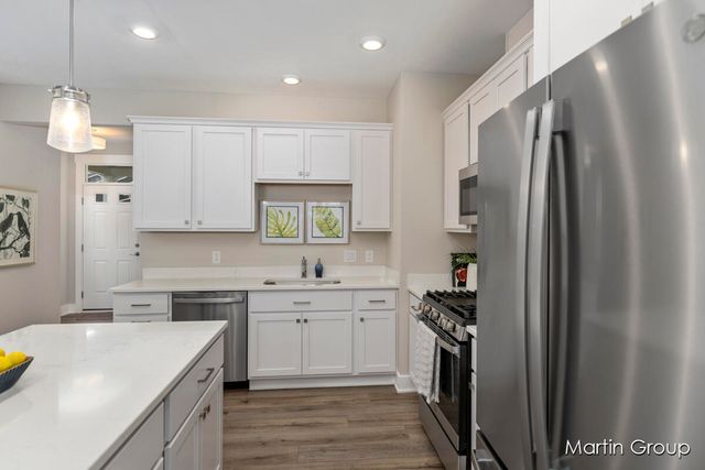 2245 Watertown Way, Grand Rapids, MI 49505