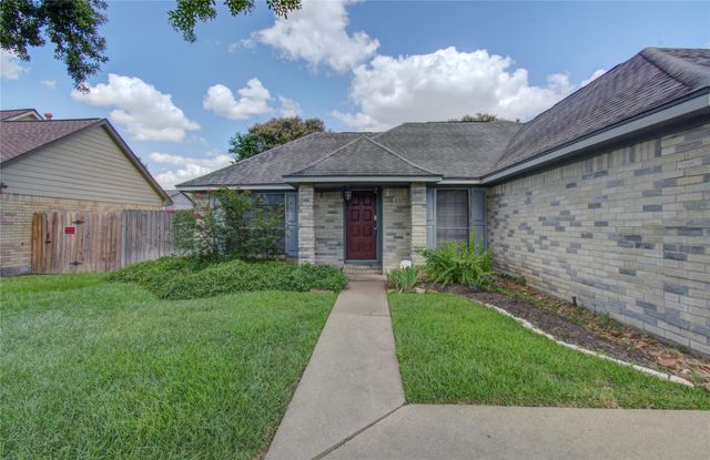 11810 Stone Bridge Drive, Houston, TX 77064