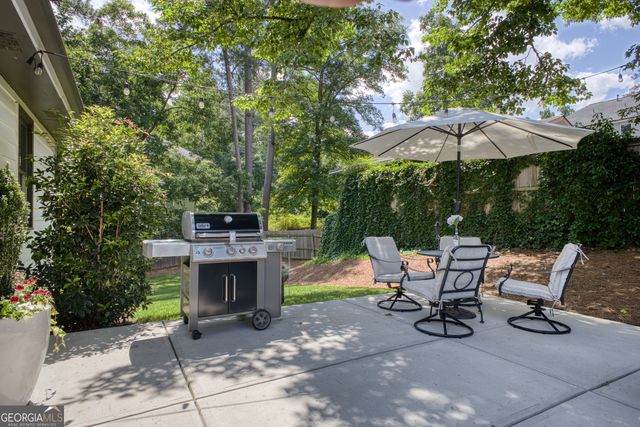 1530 Gaylor Drive SE, Smyrna, GA 30082