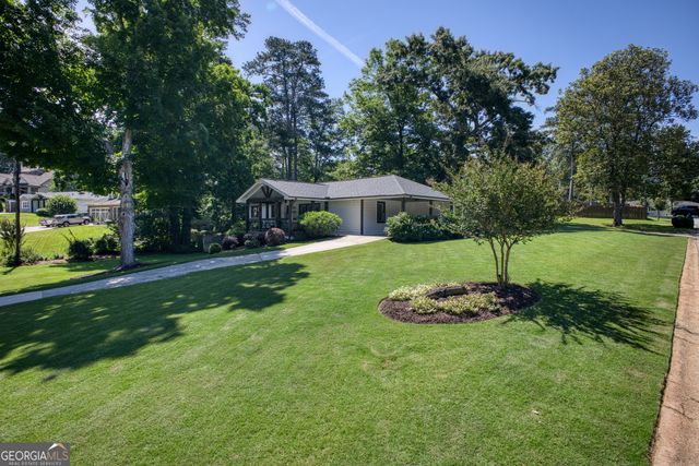 1530 Gaylor Drive SE, Smyrna, GA 30082
