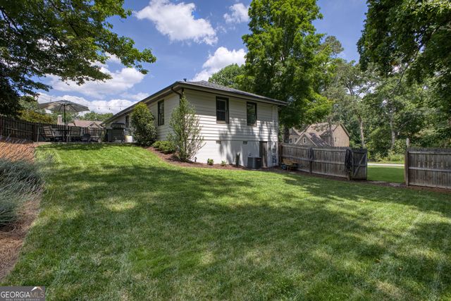1530 Gaylor Drive SE, Smyrna, GA 30082