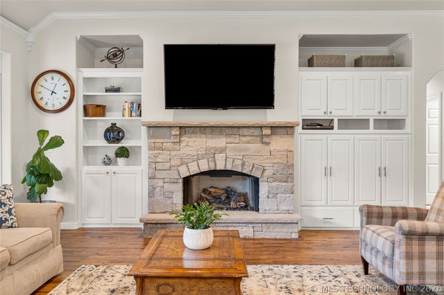 8614 E 110th Court, Tulsa, OK 74133