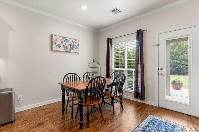 8614 E 110th Court, Tulsa, OK 74133