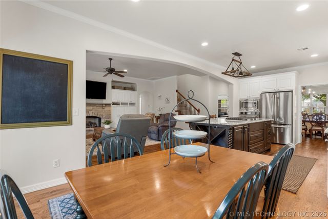 8614 E 110th Court, Tulsa, OK 74133