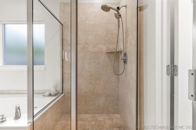 8614 E 110th Court, Tulsa, OK 74133