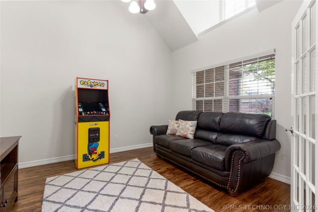 8614 E 110th Court, Tulsa, OK 74133