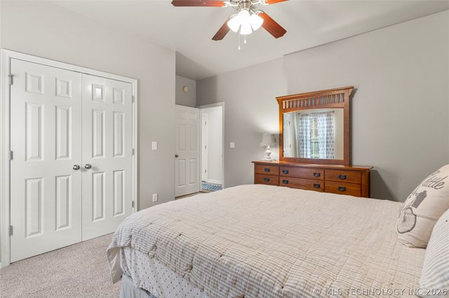 8614 E 110th Court, Tulsa, OK 74133