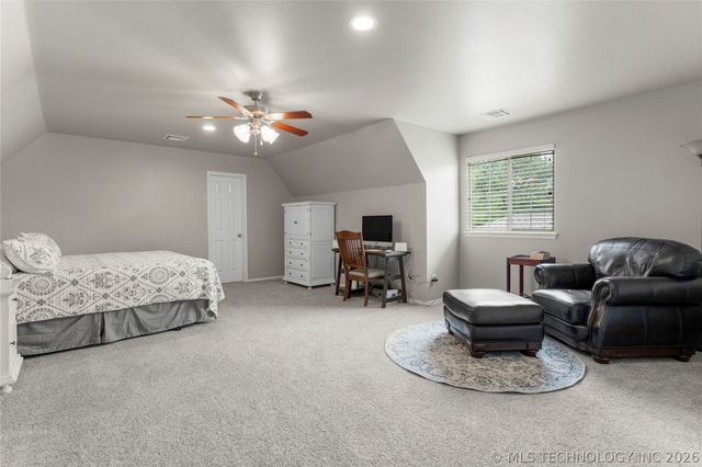 8614 E 110th Court, Tulsa, OK 74133