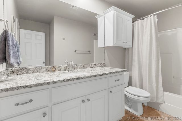 8614 E 110th Court, Tulsa, OK 74133