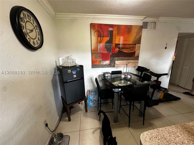 1245 W 24th St 126, Hialeah, FL 33010