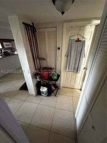 1245 W 24th St 126, Hialeah, FL 33010