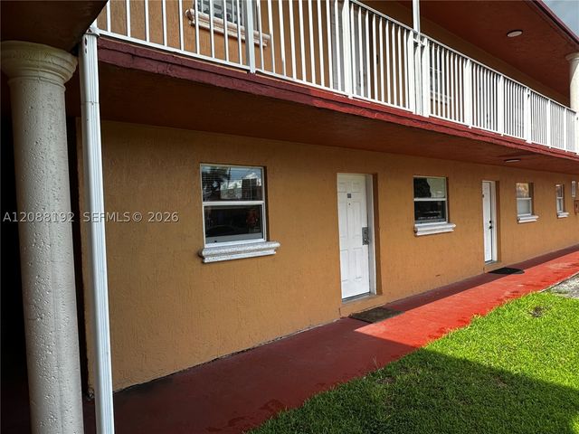 1245 W 24th St 126, Hialeah, FL 33010