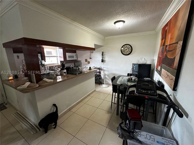 1245 W 24th St 126, Hialeah, FL 33010