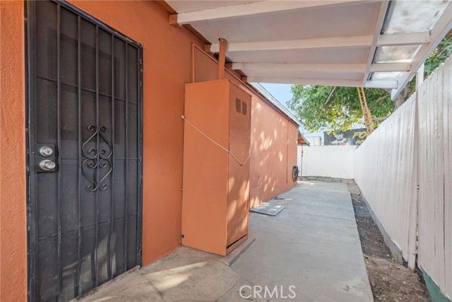 1972 E 88th, Los Angeles, CA 90002