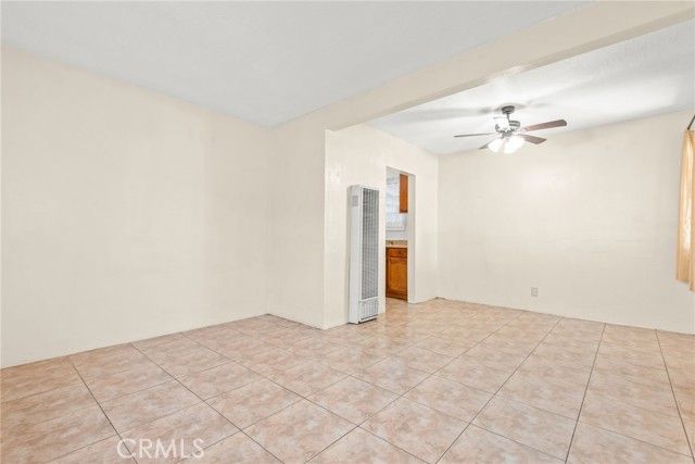 1972 E 88th, Los Angeles, CA 90002