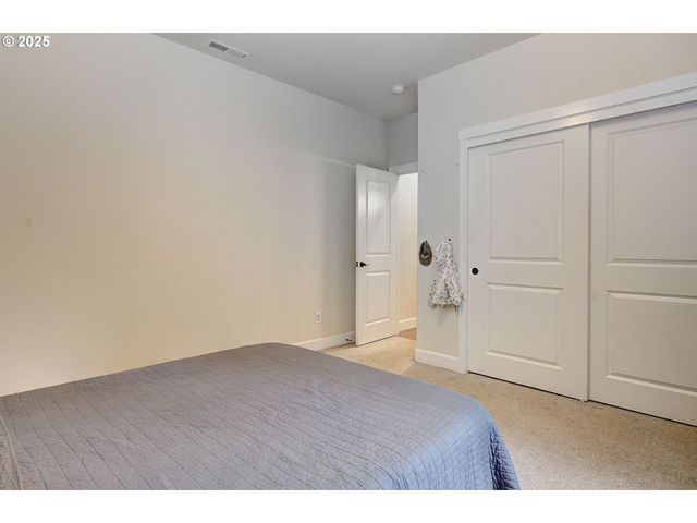 2421 Ne 1ST Ave, Battle Ground, WA 98604