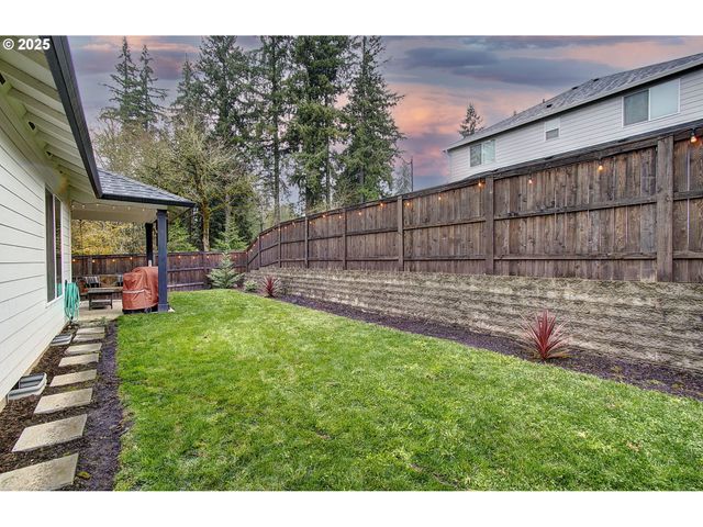 2421 Ne 1ST Ave, Battle Ground, WA 98604