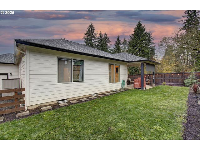 2421 Ne 1ST Ave, Battle Ground, WA 98604