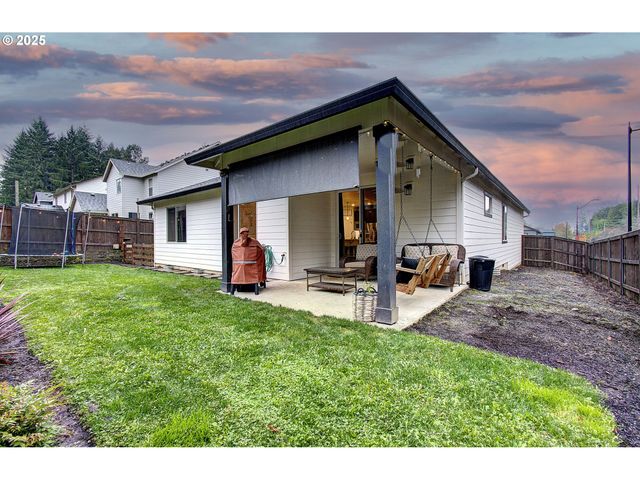 2421 Ne 1ST Ave, Battle Ground, WA 98604