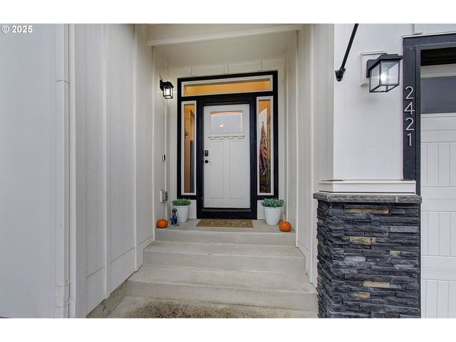 2421 Ne 1ST Ave, Battle Ground, WA 98604