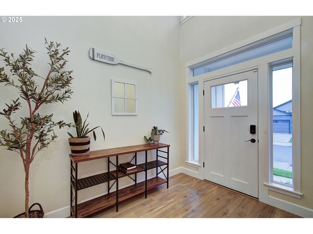 2421 Ne 1ST Ave, Battle Ground, WA 98604