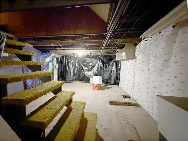 597 Market St., Leechburg, PA, Leechburg Boro, PA 15656