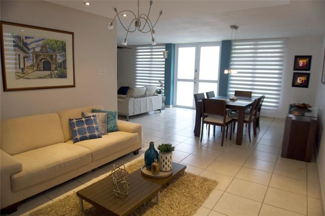 13-AD LAS CASCADAS 1, Toa Alta, PR 00953