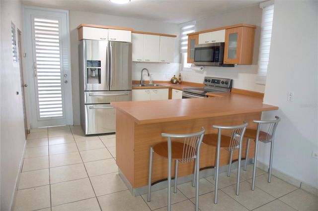 13-AD LAS CASCADAS 1, Toa Alta, PR 00953